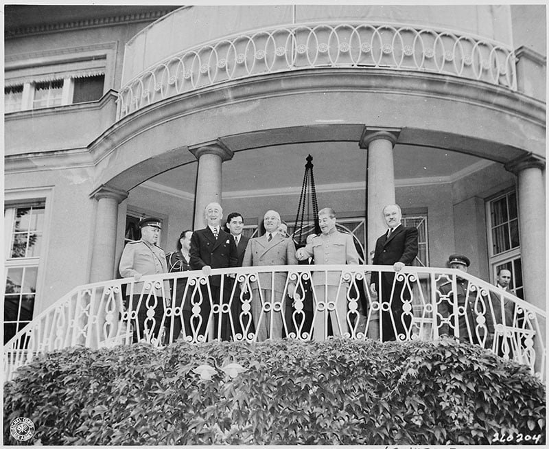 Truman visits Stalin at his villa