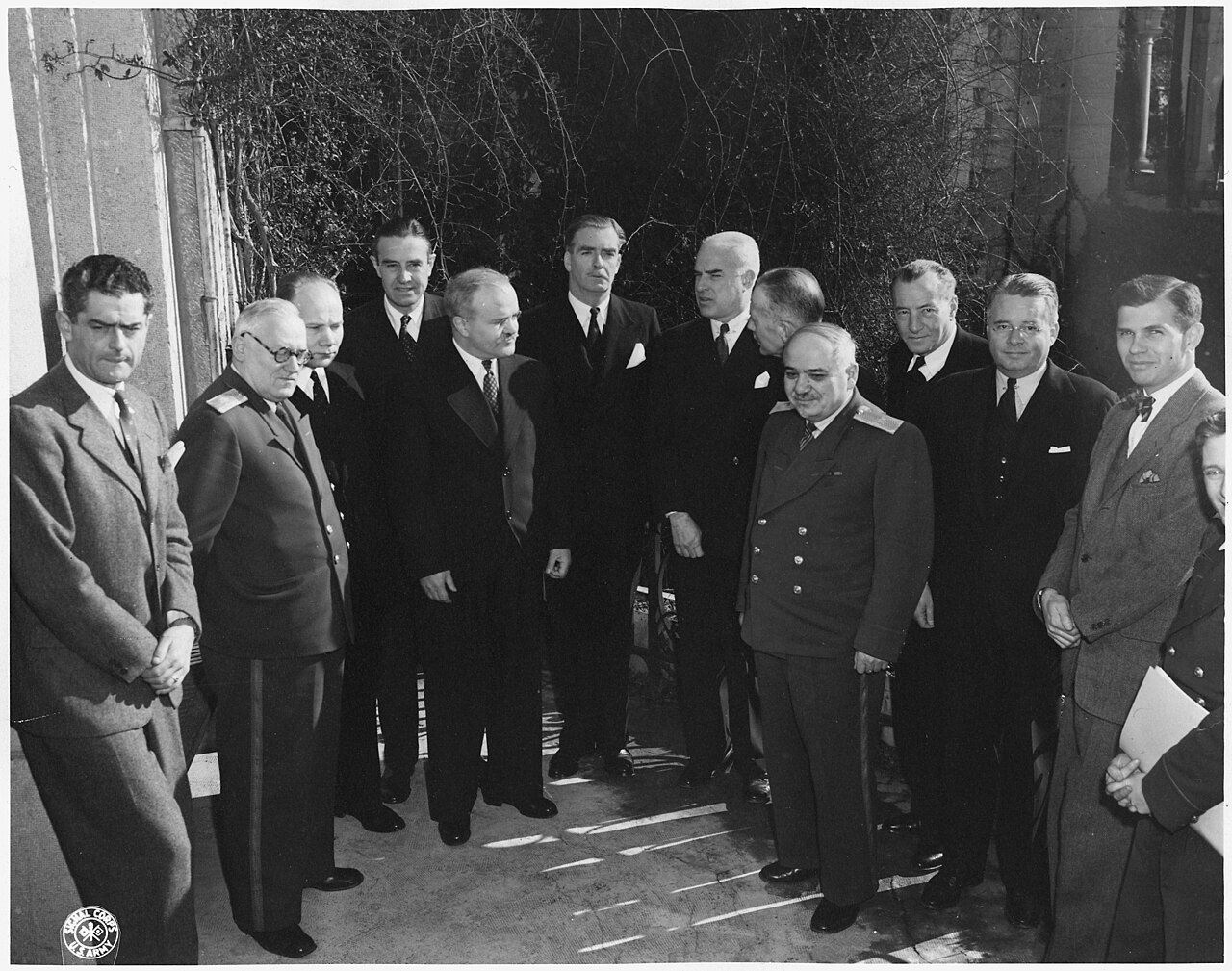 2nd from left, Vishinsky, 4th from left, Harriman, 5th from left, Molotov, 6th from left, Eden, 7th from left…
